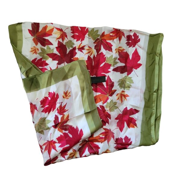 Magenta Designs 100% Silk Scarf Canadian Maple Leaf Print Green Border 59" x 21" - Picture 4 of 6